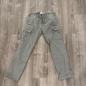 Hollister Gray Cargo Pants Relaxed Fit